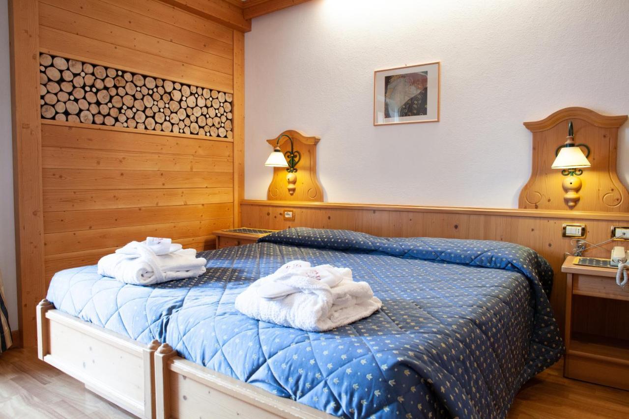 Hotel Posta Forni di Sopra Bagian luar foto