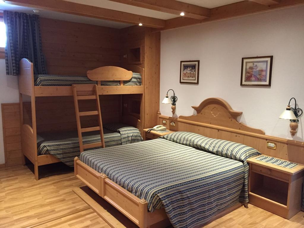 Hotel Posta Forni di Sopra Bagian luar foto