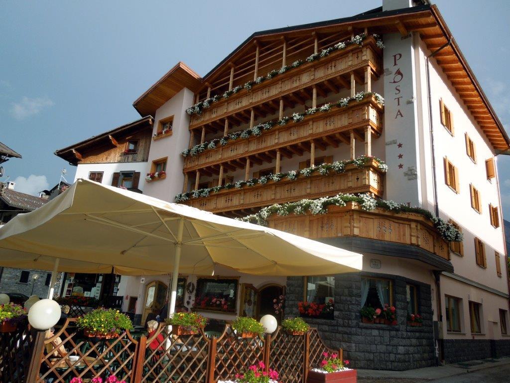 Hotel Posta Forni di Sopra Bagian luar foto